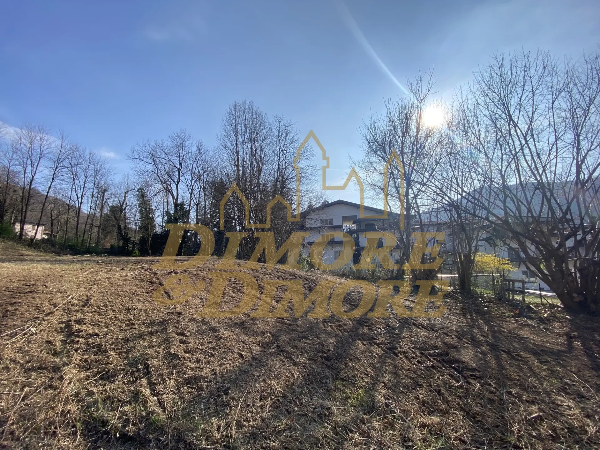 Immagine per Terreno edificabile in vendita a Valganna 2