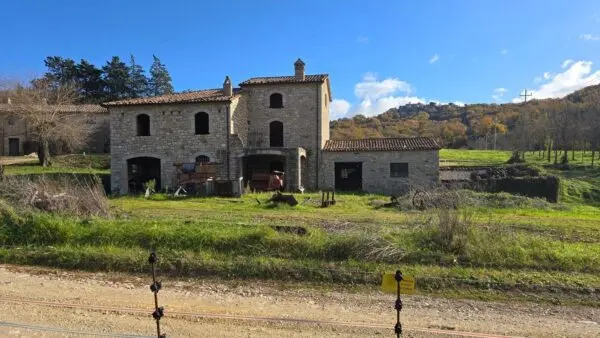 Azienda Agricola via Vocabolo Capanni Snc, Baschi