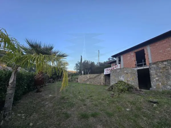 Villa Trifamiliare via Sapergo 16, Bordighera