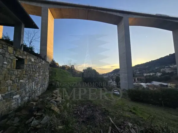 Villa Trifamiliare via Sapergo 16, Bordighera