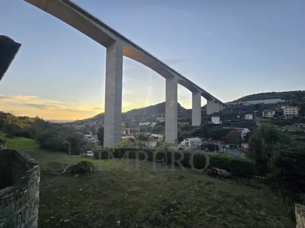 Villa Trifamiliare via Sapergo 16, Bordighera