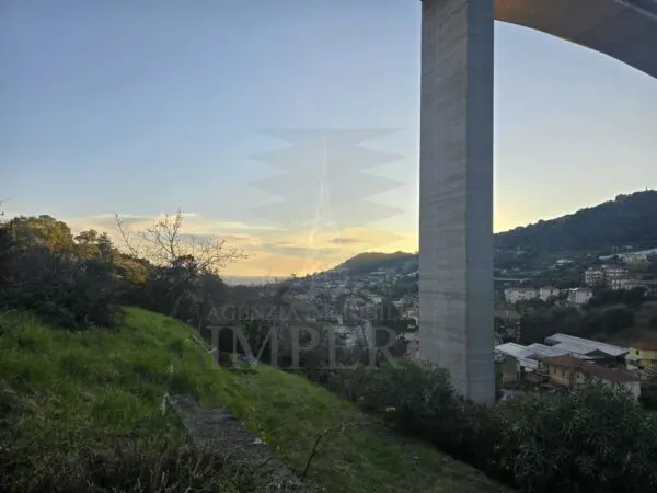 Villa Trifamiliare via Sapergo 16, Bordighera