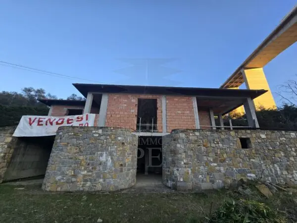 Villa Trifamiliare via Sapergo 16, Bordighera