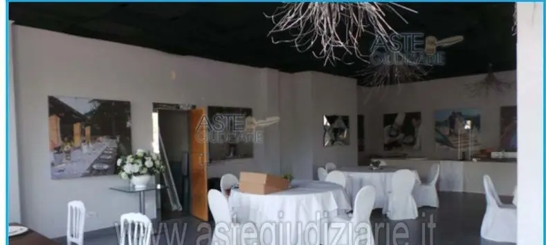 Immagine per Locale commerciale in vendita a Morciano di Romagna via Giustiniano Giusti 18