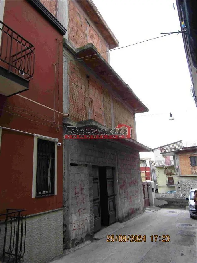 Immagine per Casa indipendente in vendita a Biancavilla via Luigi Sturzo