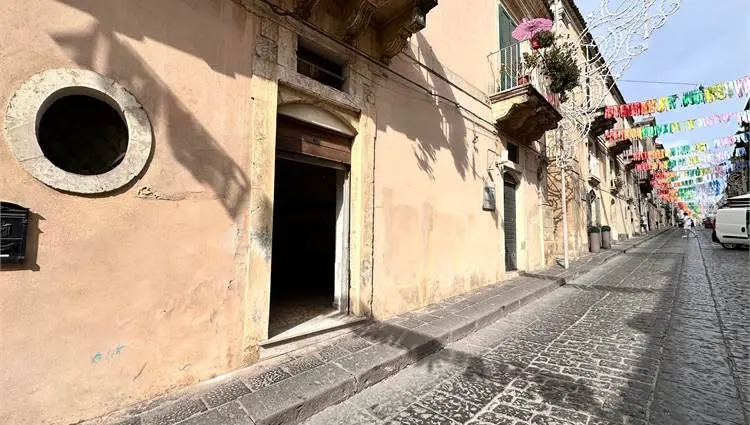 Immagine per Locale Commerciale in vendita a Noto