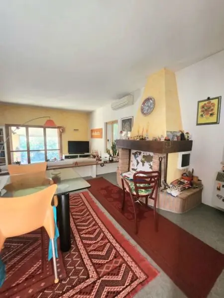 Villa strada La Scogliara, Narni