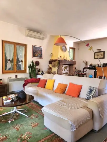 Villa strada La Scogliara, Narni