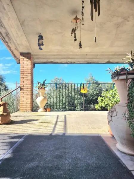 Villa strada La Scogliara, Narni