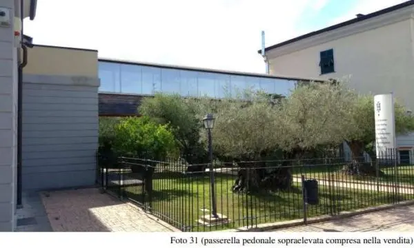 Albergo via Cisa Terza Traversa Snc, Sarzana