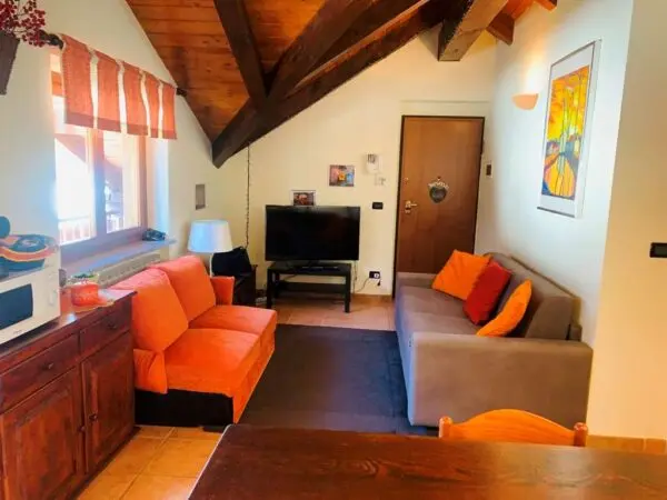 Appartamento via Frazione Royeres, Oulx