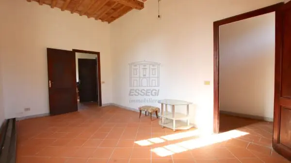 Villa via Cercatoia Alta, Montecarlo
