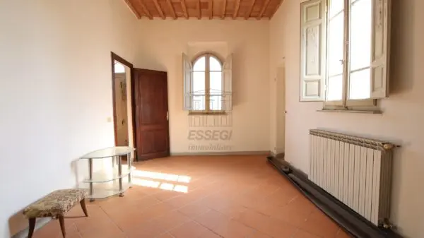 Villa via Cercatoia Alta, Montecarlo