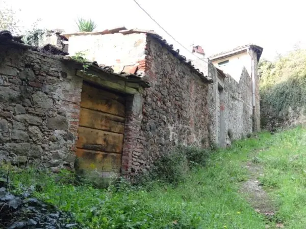 Villa via Ludovica 6927, Lucca
