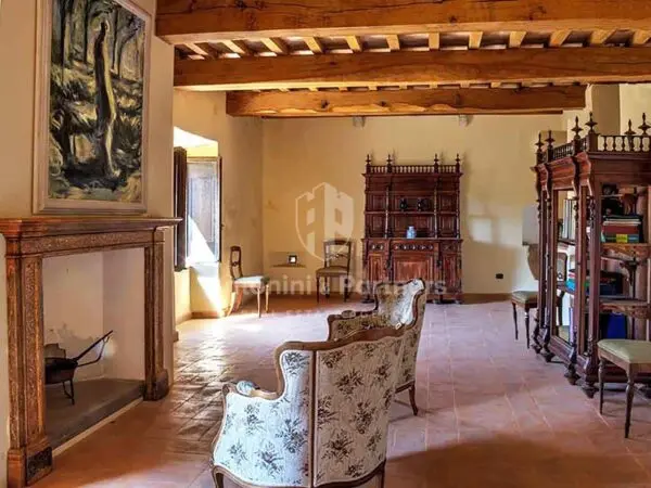 Casale strada Provinciale 414, Massa Martana