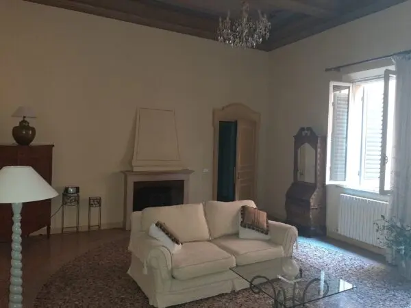 Bilocale 331, Modena