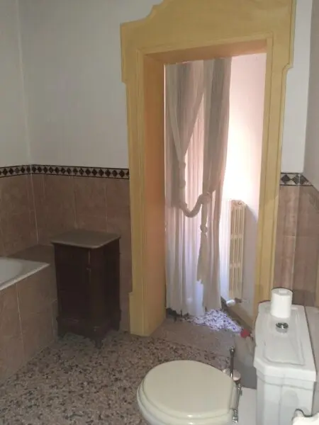 Bilocale 331, Modena