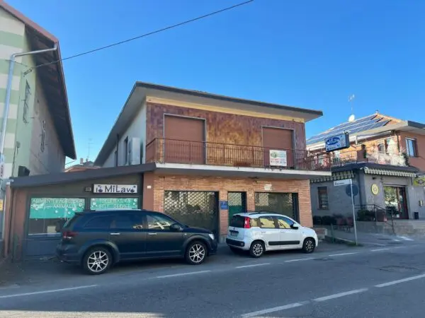 Villa Bifamiliare via Monviso, Alpignano