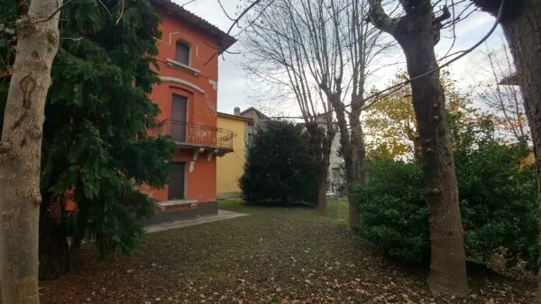 Villa via Giuseppe Mazzini 42, Zocca