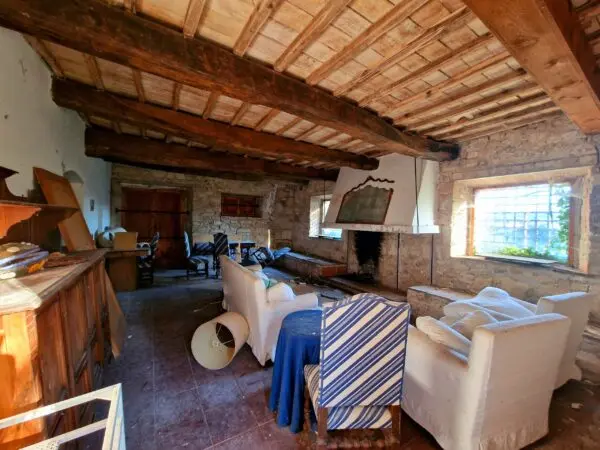 Casale strada Di Spiccalonto, Amelia