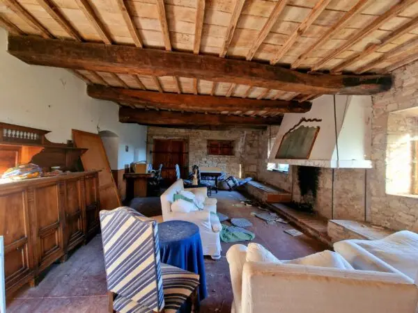 Casale strada Di Spiccalonto, Amelia