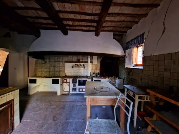 Casale strada Di Spiccalonto, Amelia