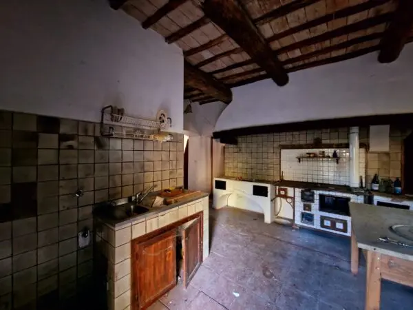 Casale strada Di Spiccalonto, Amelia