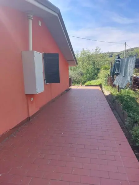 Villa via Prulla 20, Sarzana