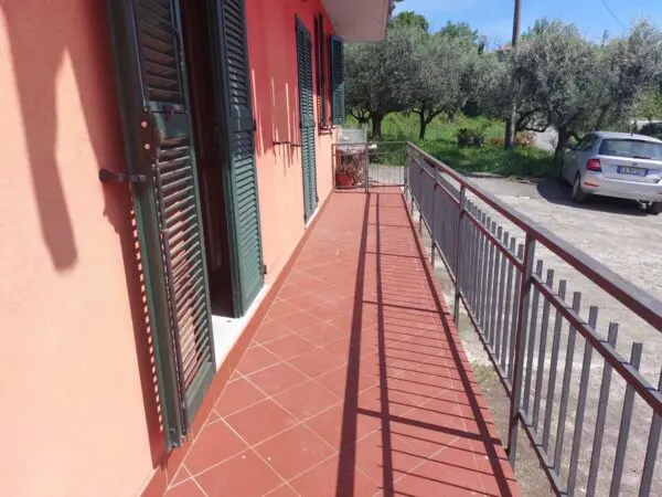 Villa via Prulla 20, Sarzana