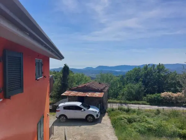 Villa via Prulla 20, Sarzana