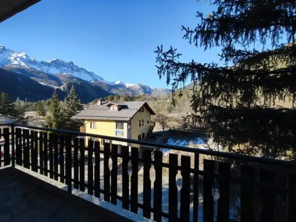 Appartamento via Bardonecchia, Oulx
