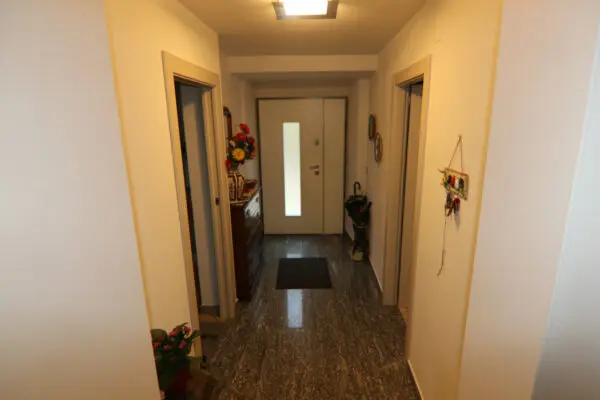 Appartamento via Generale Cantore 21, Ledro