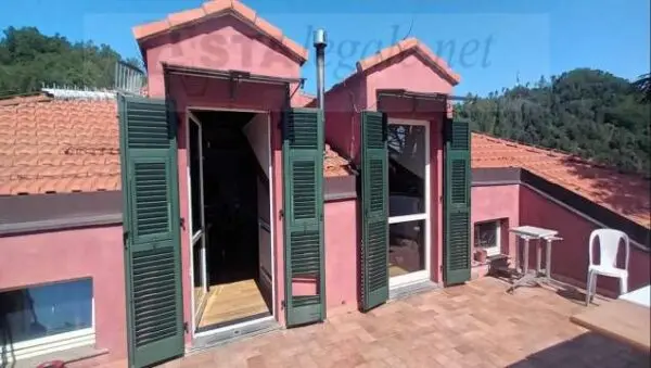 Albergo via Castagnarossa 15, Beverino