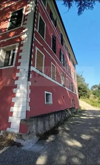 Albergo via Castagnarossa 15, Beverino