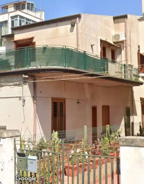 Appartamento via Cesare Battisti 5, Aci Castello