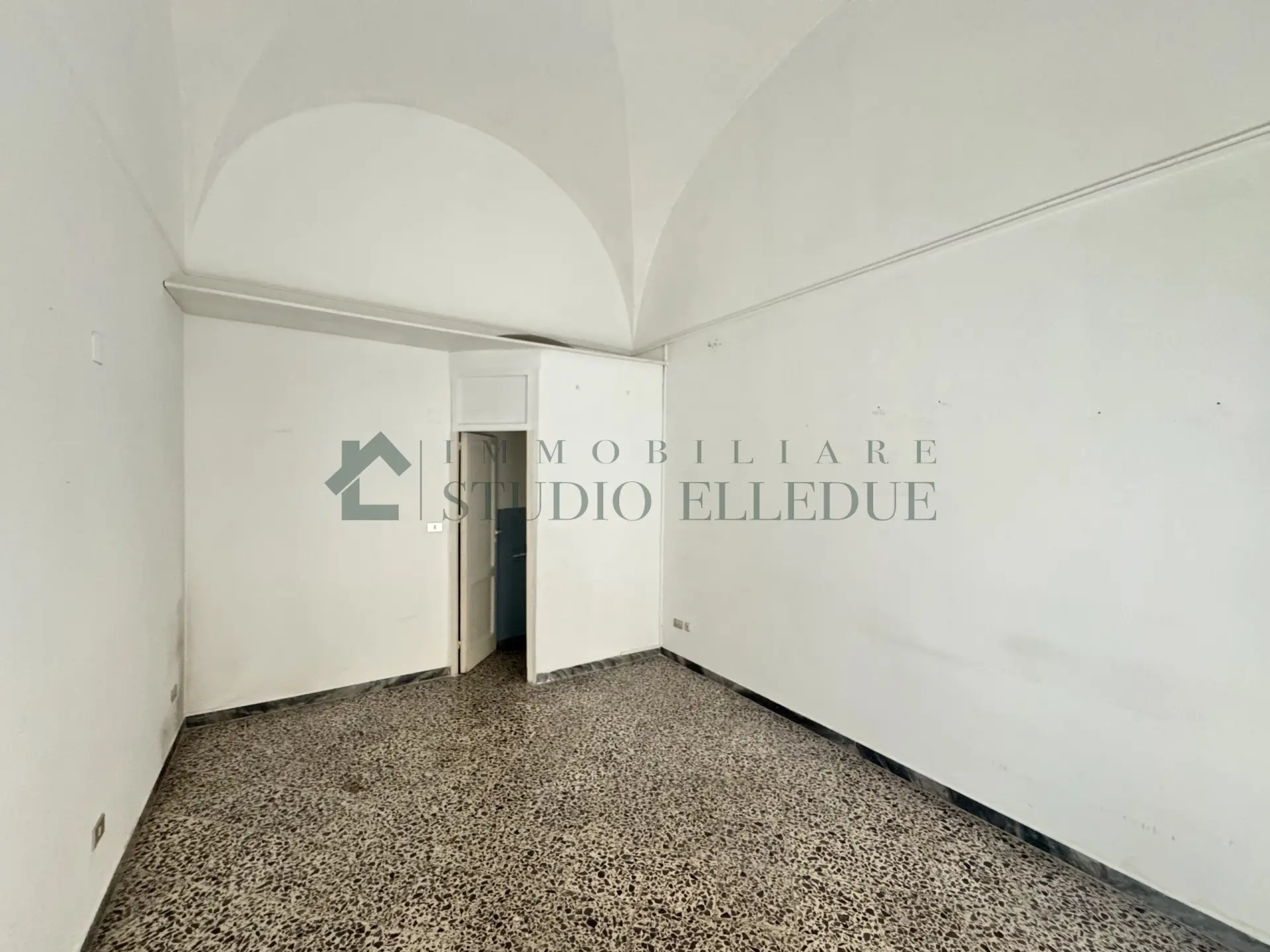 Immagine per Capannone in affitto a Bari via Principe Amedeo 233