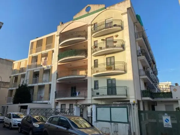 Trilocale via Pietà 8, Casamassima
