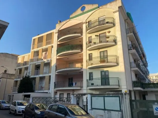 Trilocale via Pietà 8, Casamassima
