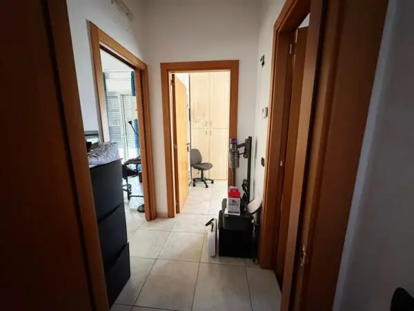Attico 6, Bari