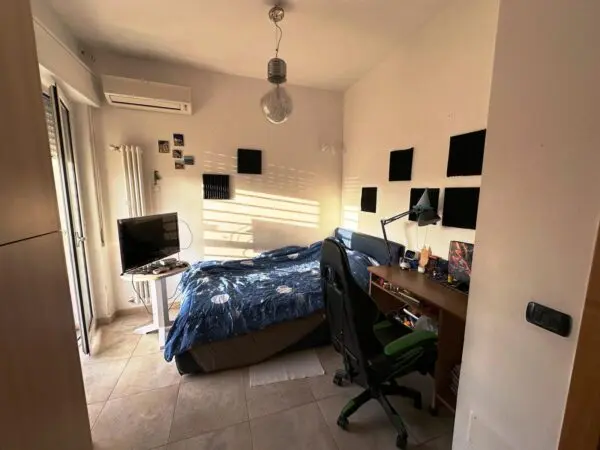 Attico 6, Bari