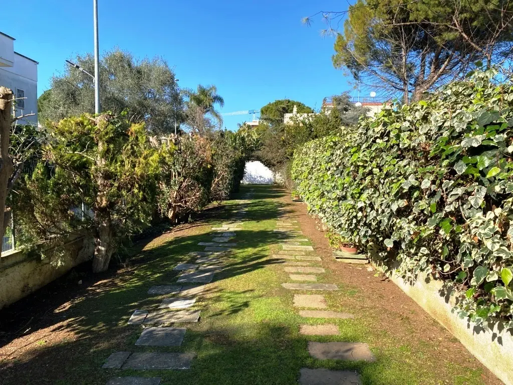 Immagine per Villa in vendita a Bari corso Alcide De Gasperi 376