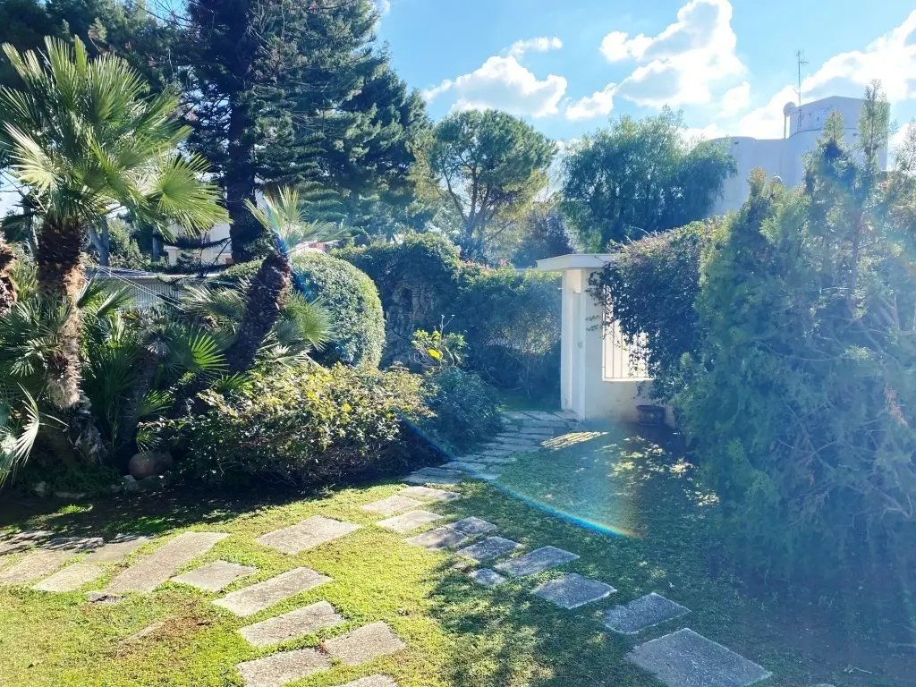Immagine per Villa in vendita a Bari corso Alcide De Gasperi 376
