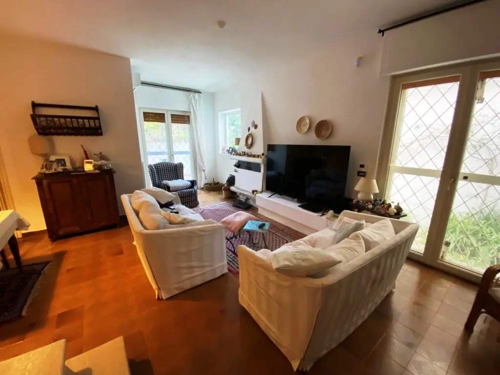 Immagine per Villa in vendita a Bari corso Alcide De Gasperi 376