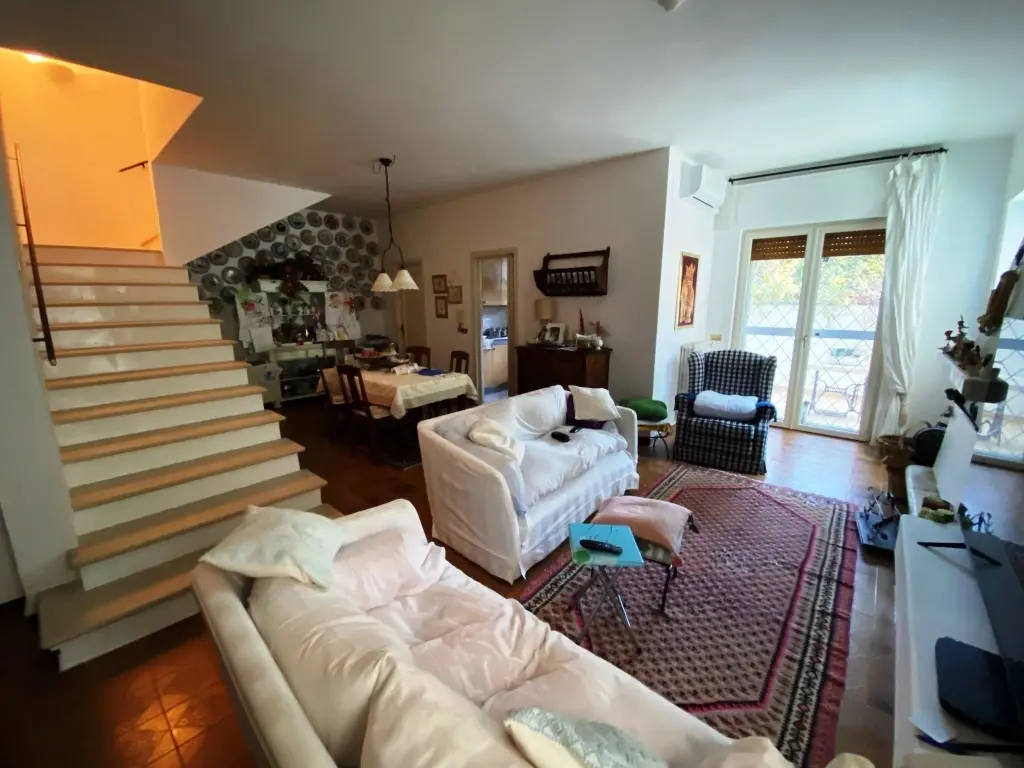 Immagine per Villa in vendita a Bari corso Alcide De Gasperi 376