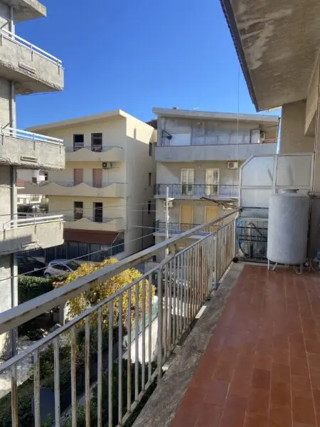 Trilocale viale Goito 5, Motta San Giovanni