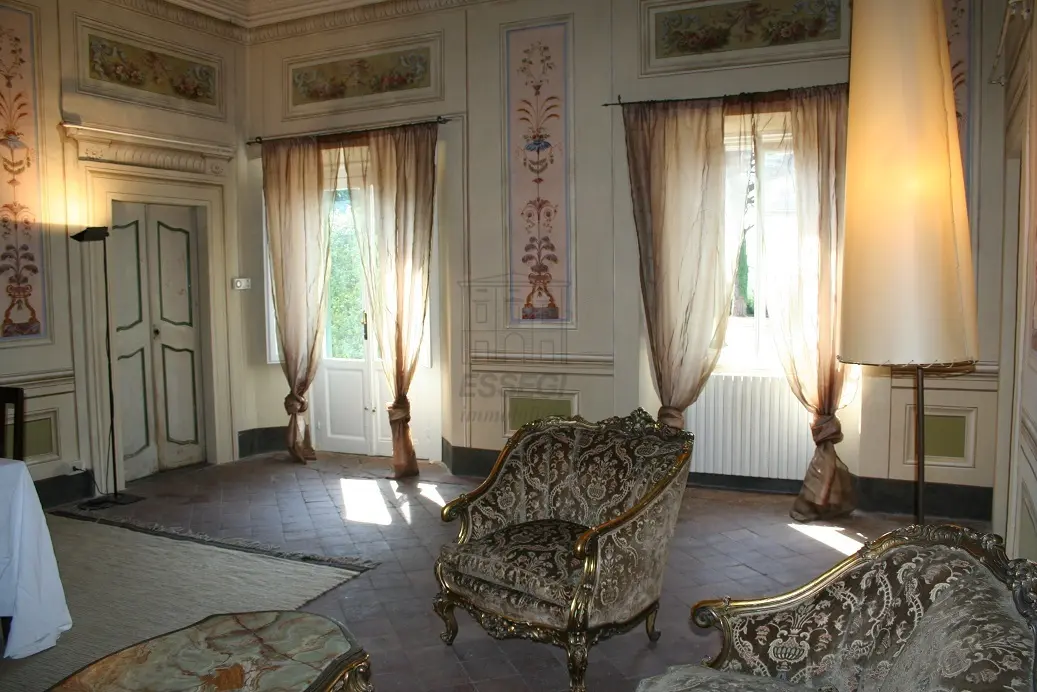 Immagine per Casale in vendita a Lucca via Di Matraia