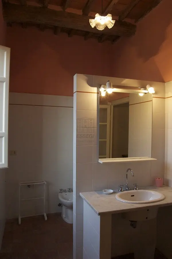 Immagine per Casale in vendita a Lucca via Di Matraia