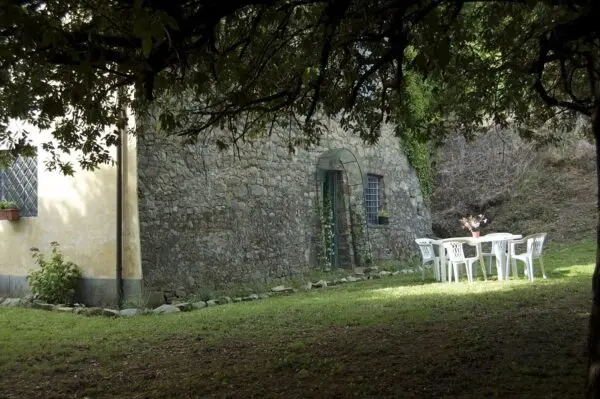 Casale via Di Matraia, Lucca