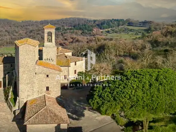 Casa via Frazione Izzalini 14, Todi