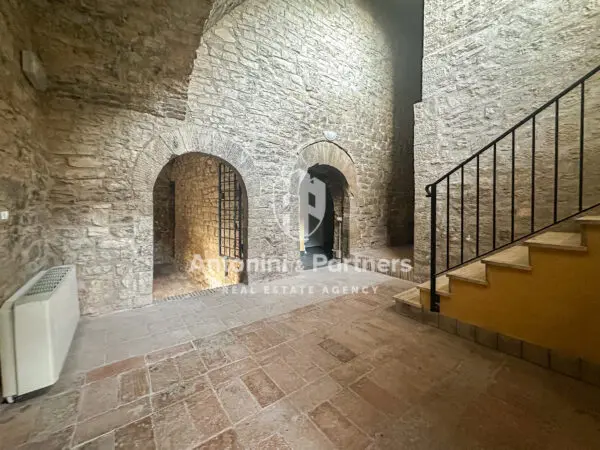 Casa via Frazione Izzalini 14, Todi